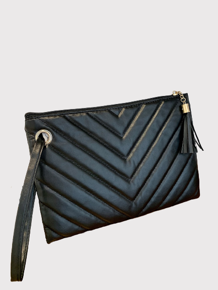 Chic Chevron Tassel Wristlet Clutch