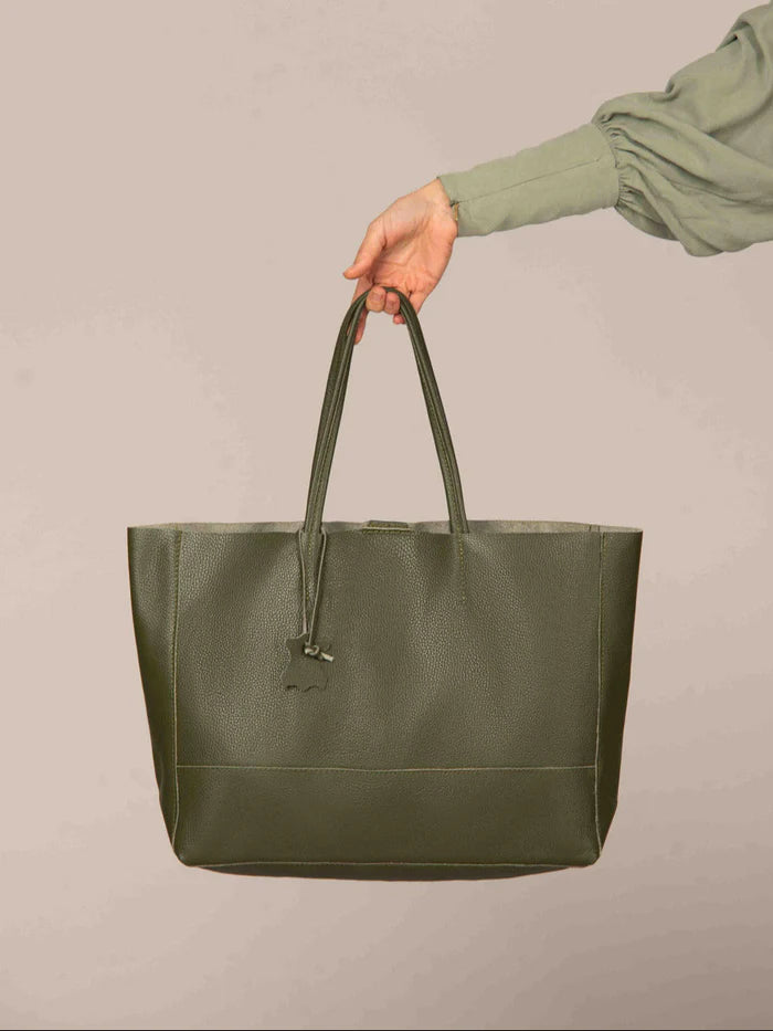 Italian Classic Leather Tote