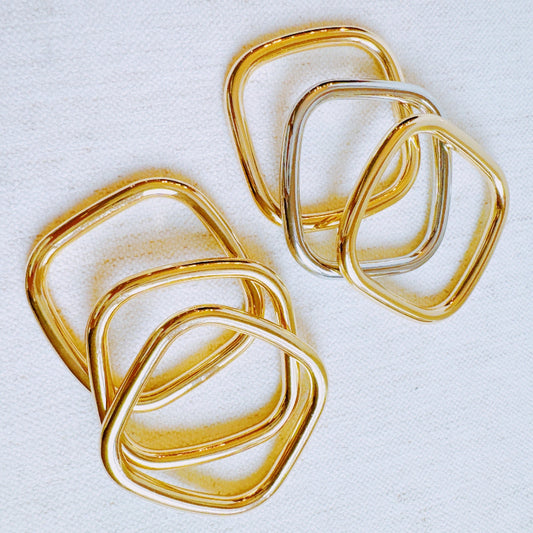 Air Light Square Bangle Set