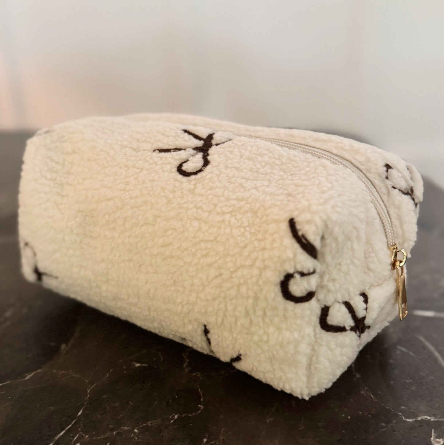 Bouclé Bow Cosmetic Case