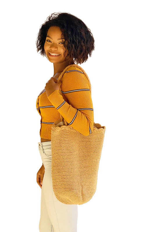 Scalloped Knit Tote Bag