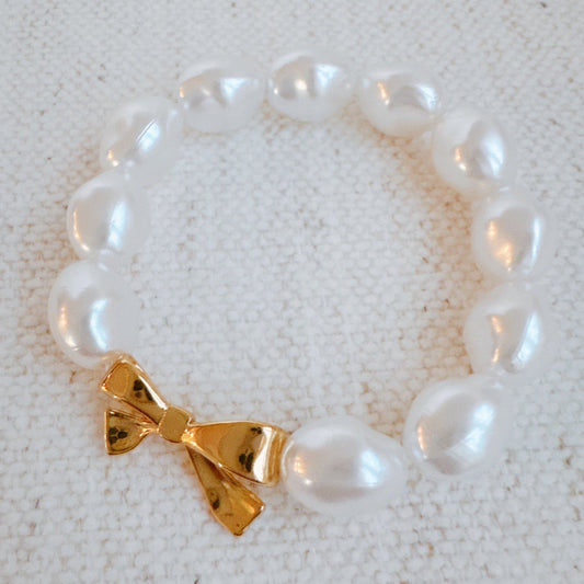 Golden Bow Pearls Stretch Bracelet