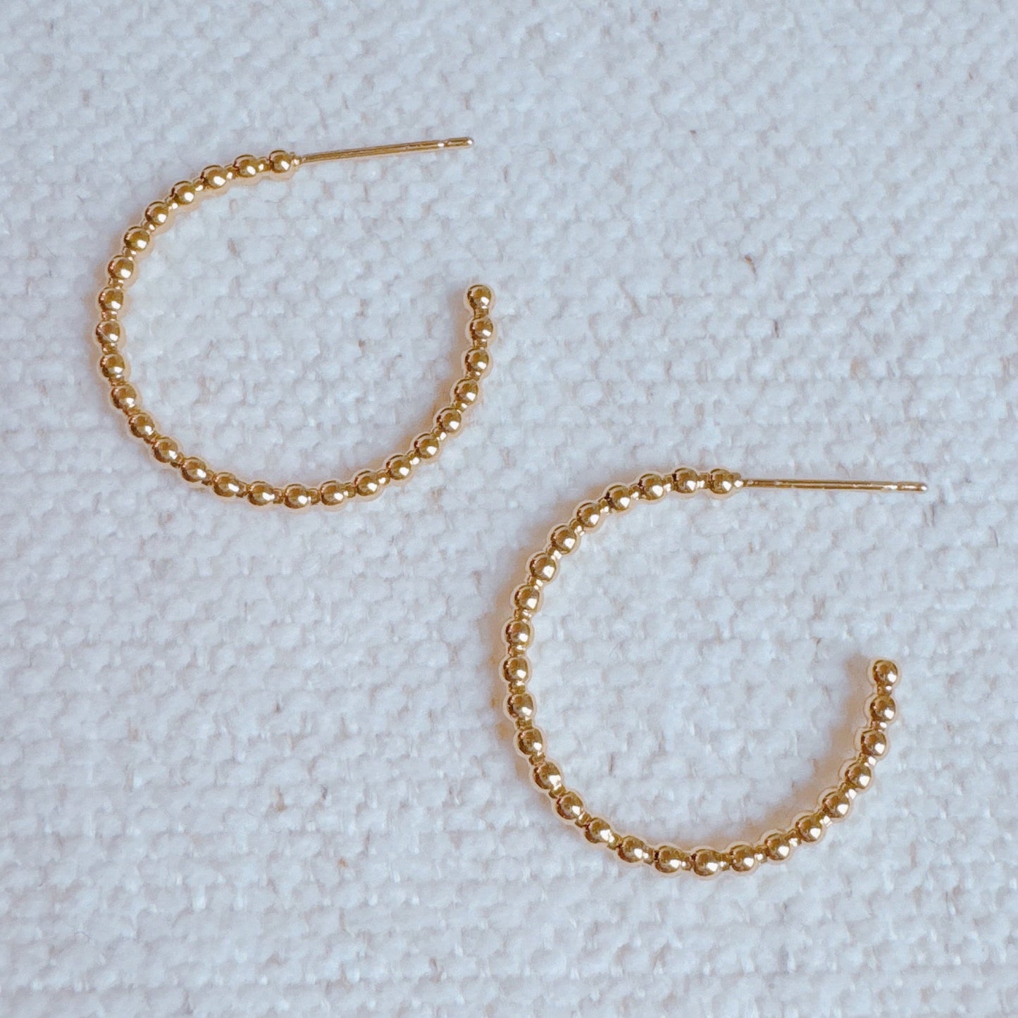 Golden Dot Everyday Hoops