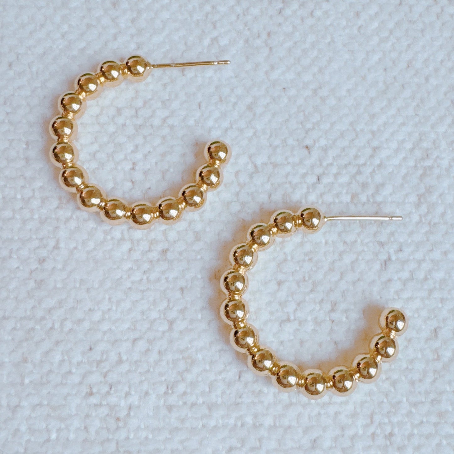 Golden Dot Everyday Hoops