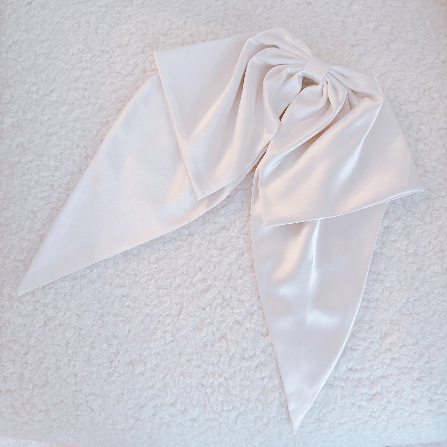 Mighty Bow Bride Hair Clip