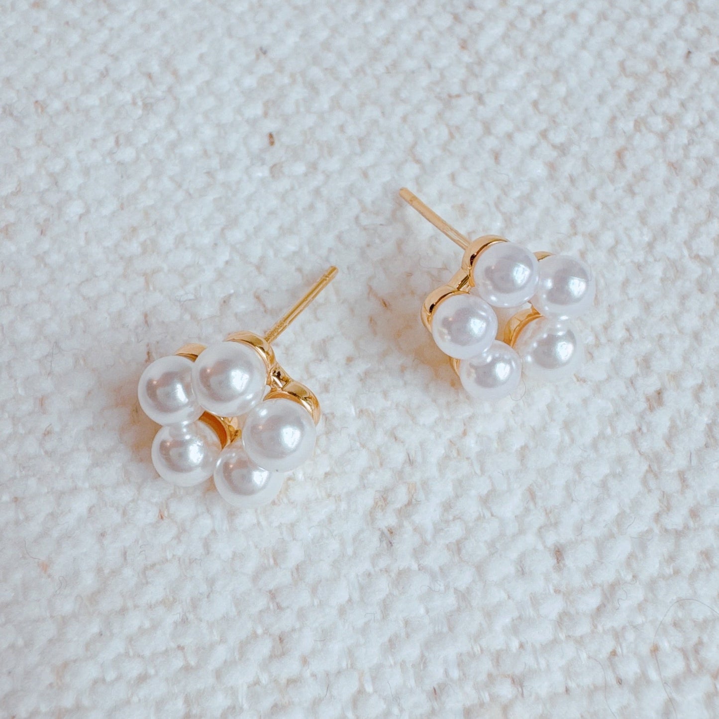 Pearl Flower Stud Earrings